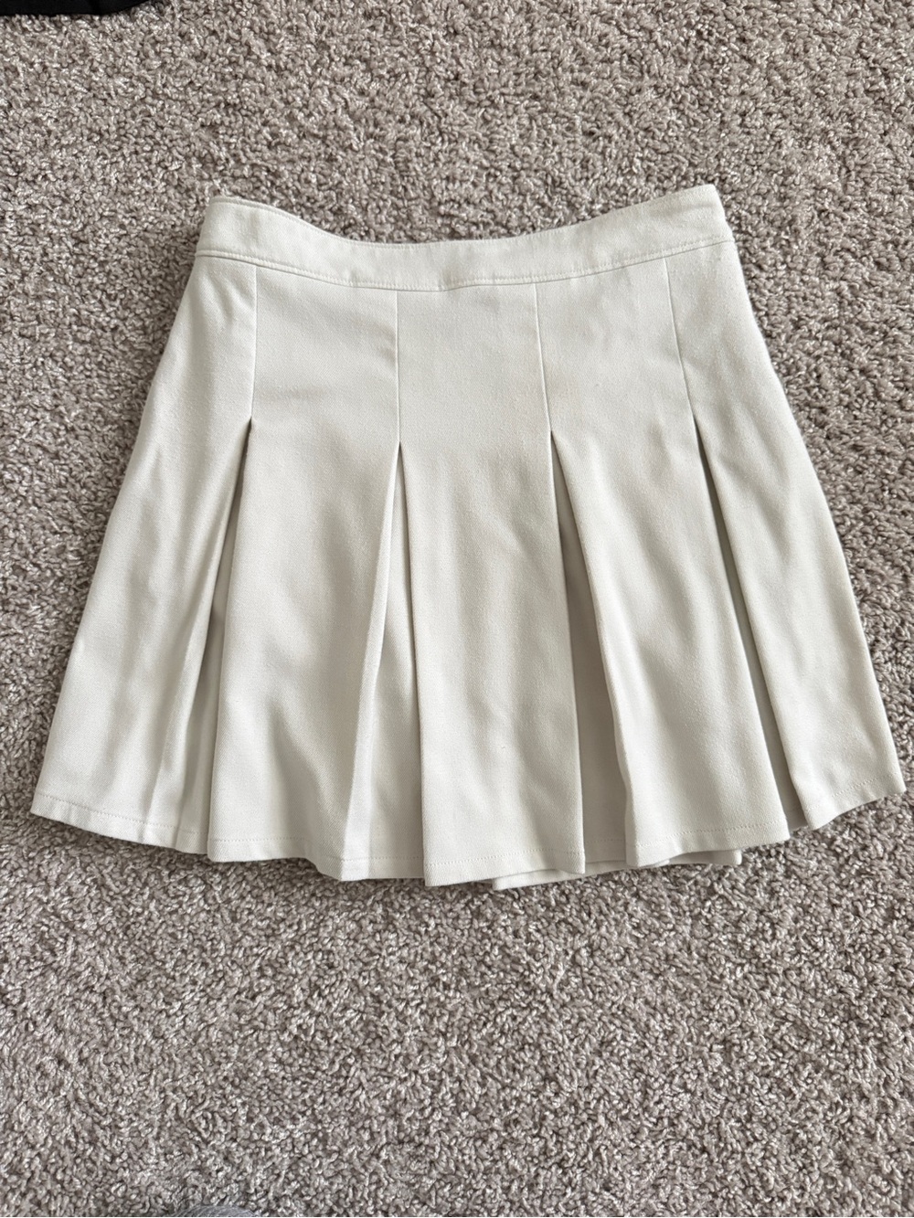 Hollister Cream Pleated Skater Skirt